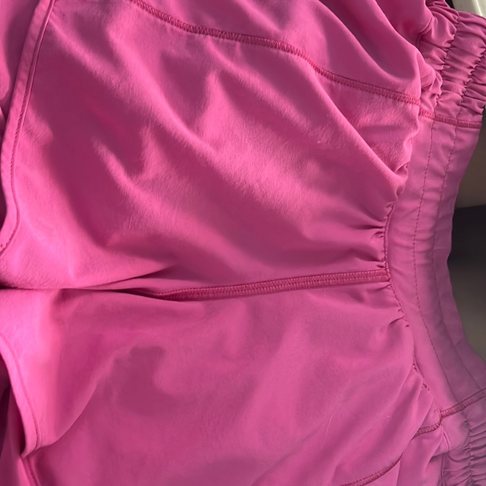 Hotty hot low rise lined short 4” size 0